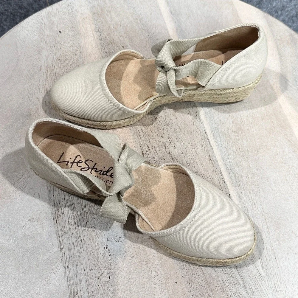 Life Stride Velocity 2.0 Kascade Sandal Womens 6.5 Almond Milk NEW